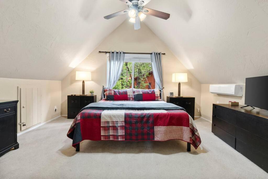 Luxury Cabin Oasis Getaway Heart Of Munds Park Экстерьер фото