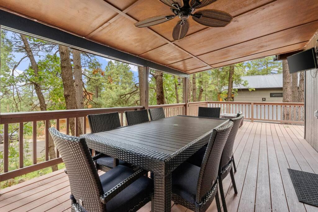 Luxury Cabin Oasis Getaway Heart Of Munds Park Экстерьер фото
